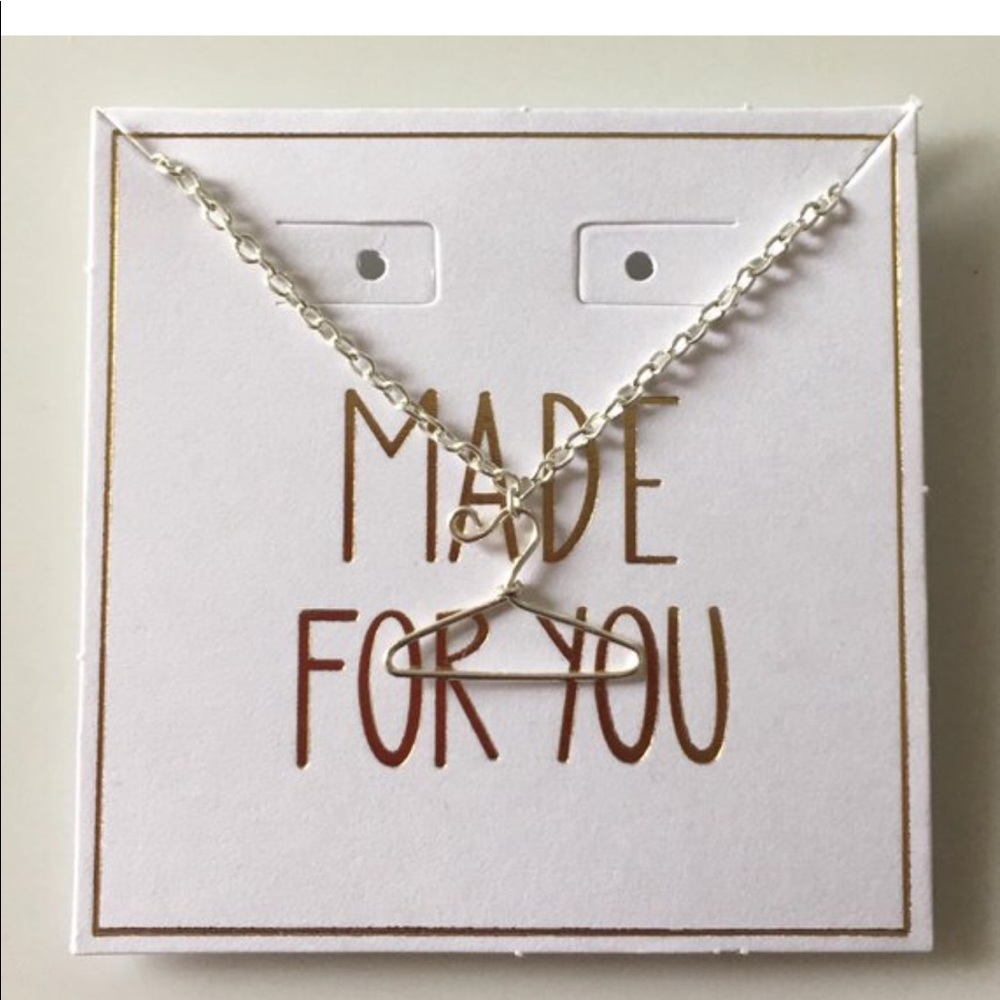 Hanger Necklace